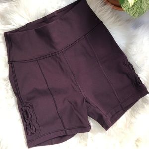 Lululemon Yoga High Waisted Short | 4